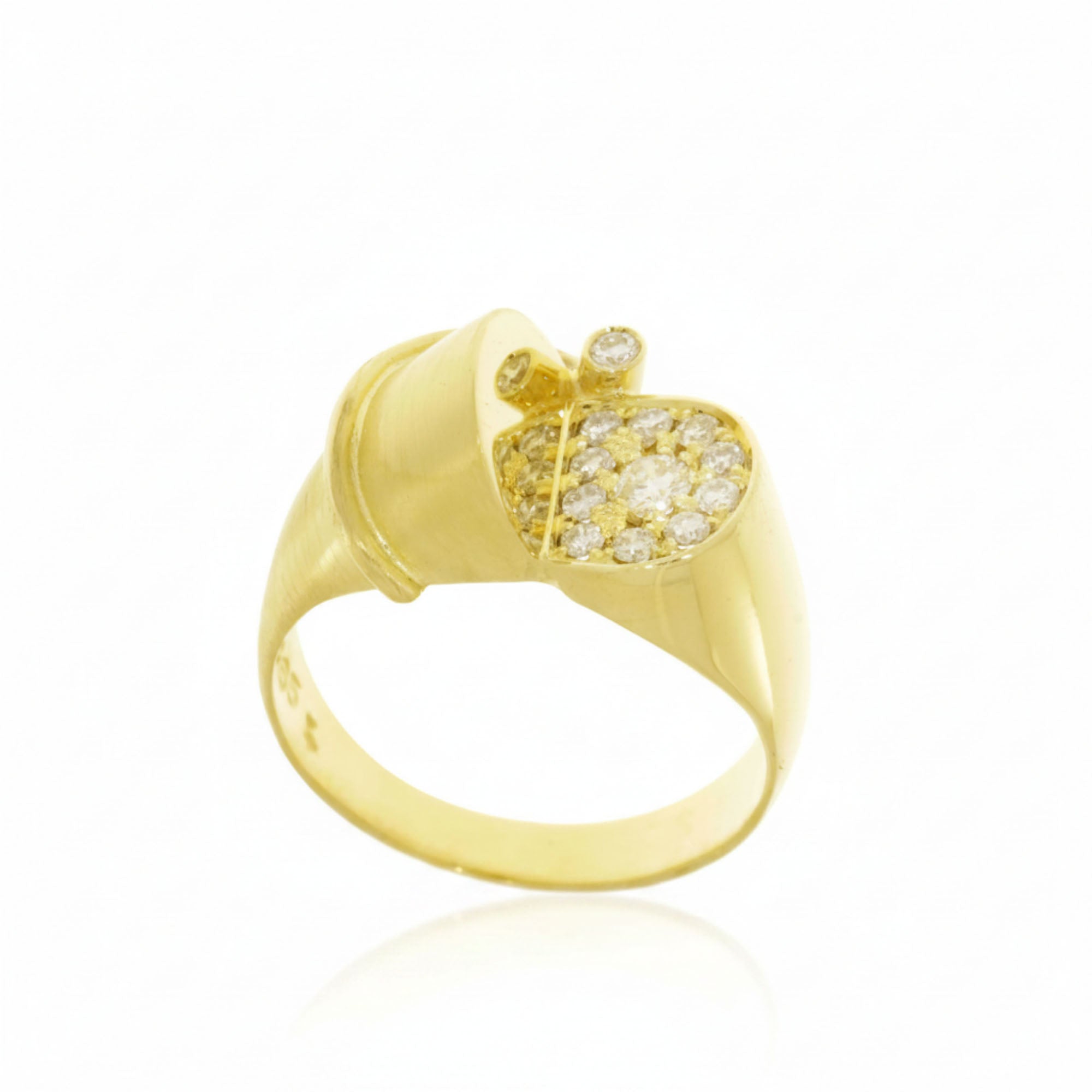 Goldring für Damen mit Brillanten