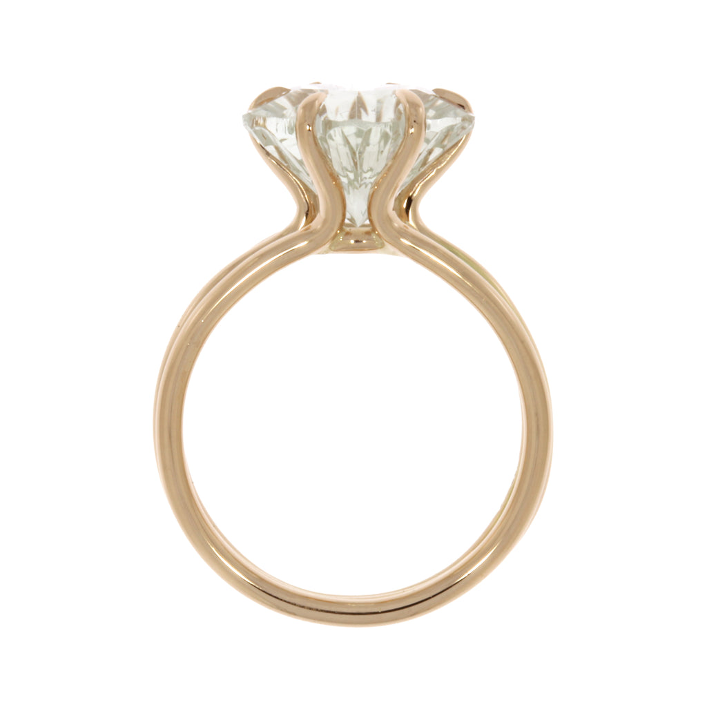 Damenring in Rotgold mit Blüte aus Quarz