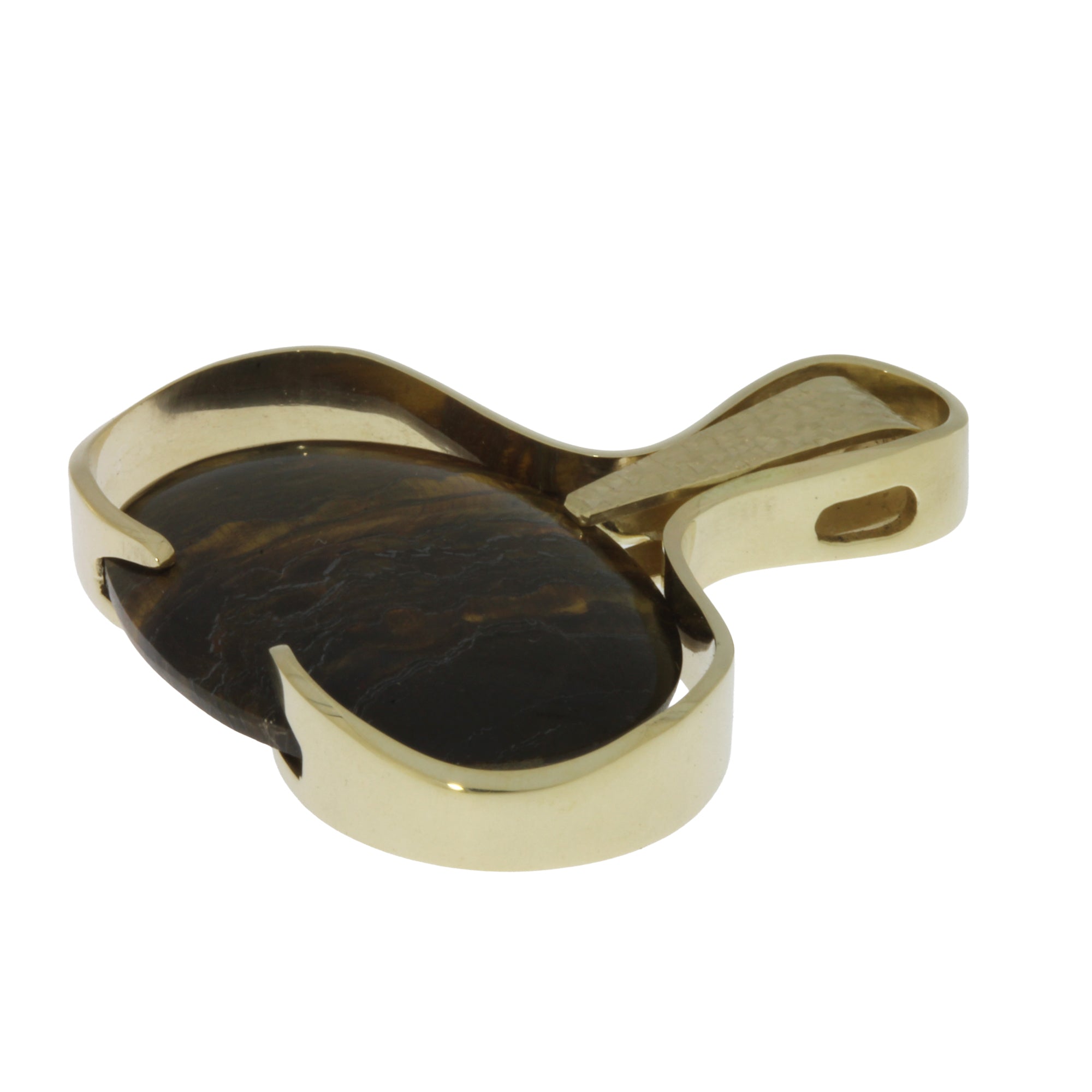 Handgefertigter Schmuckanhänger in Gold mit Tigereisen